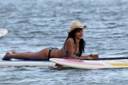Рианна (Rihanna) Bikini Hawaii 27th Apr 2012 (86xHQ) 461340198961124