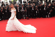 8159f080240875.gif