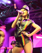 53866d81788486.gif