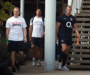 3ae3e883235011.gif